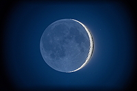 Earthshine photo