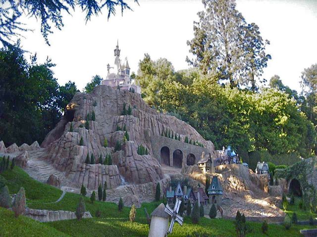 Disneyland46